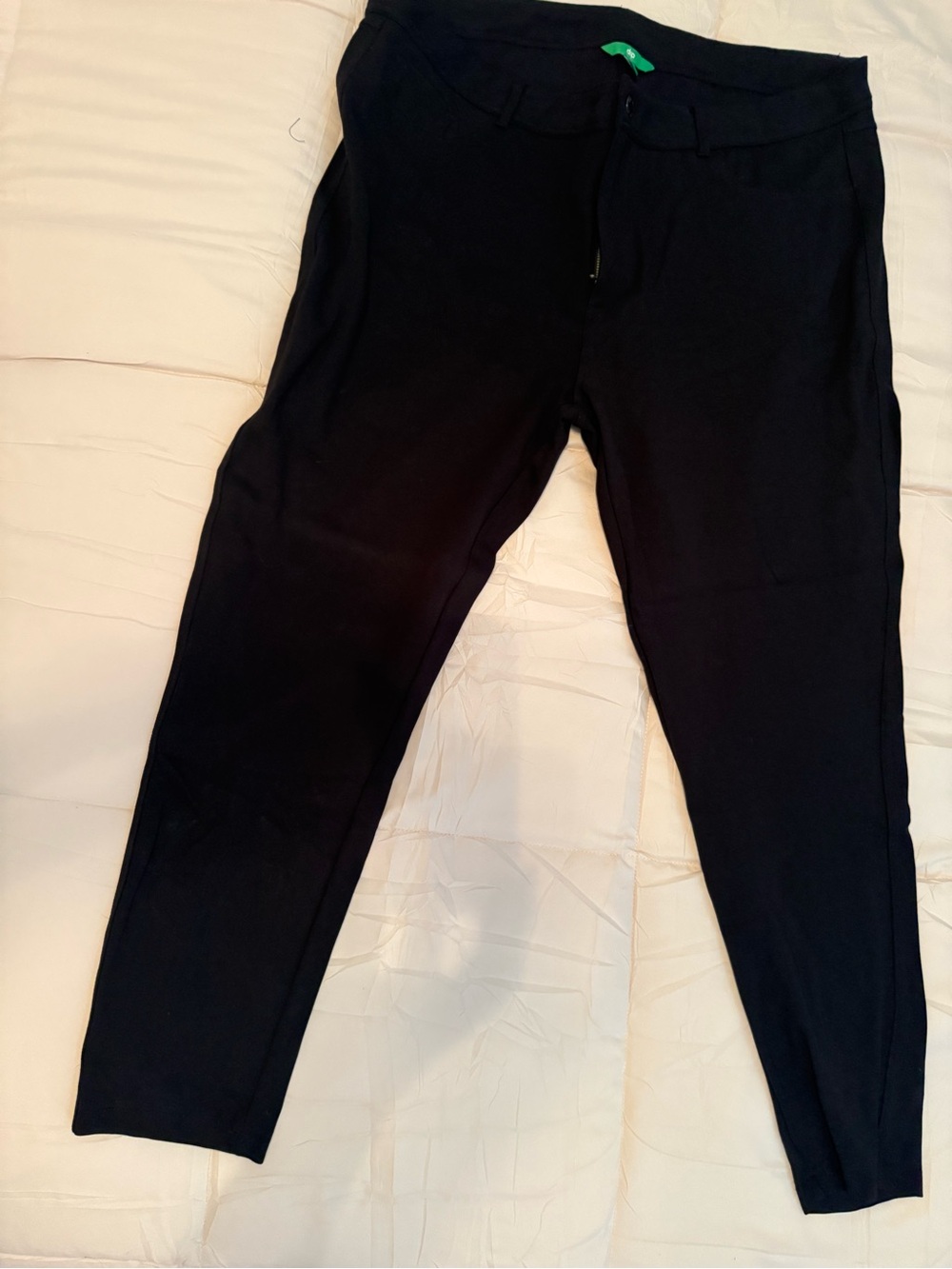 Women's Black Cropped Ankle Pants - Stretch Tailored Fit